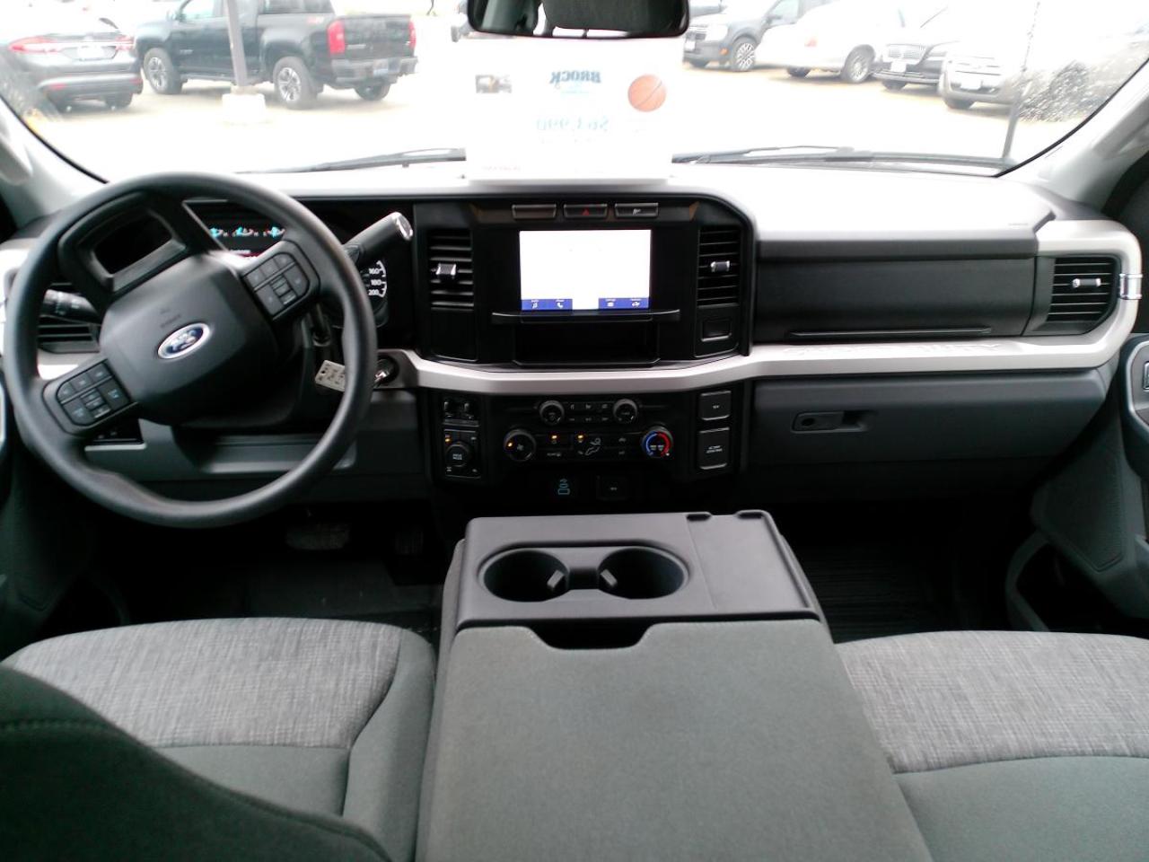 2023 Ford F-250 Super Duty SRW XLT 4WD CREW CAB 6.75' BOX Photo