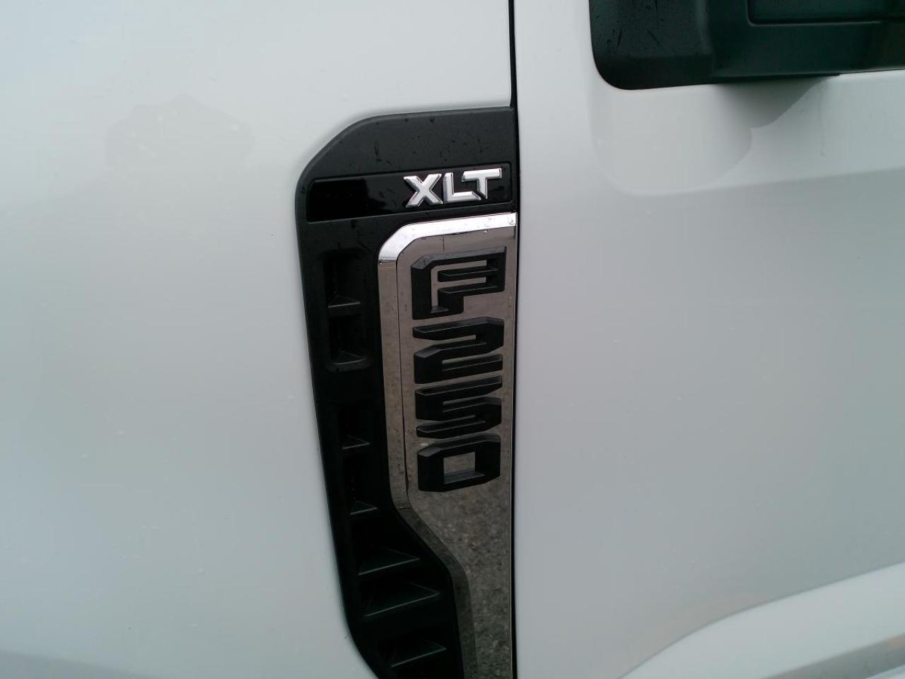 2023 Ford F-250 Super Duty SRW XLT 4WD CREW CAB 6.75' BOX Photo