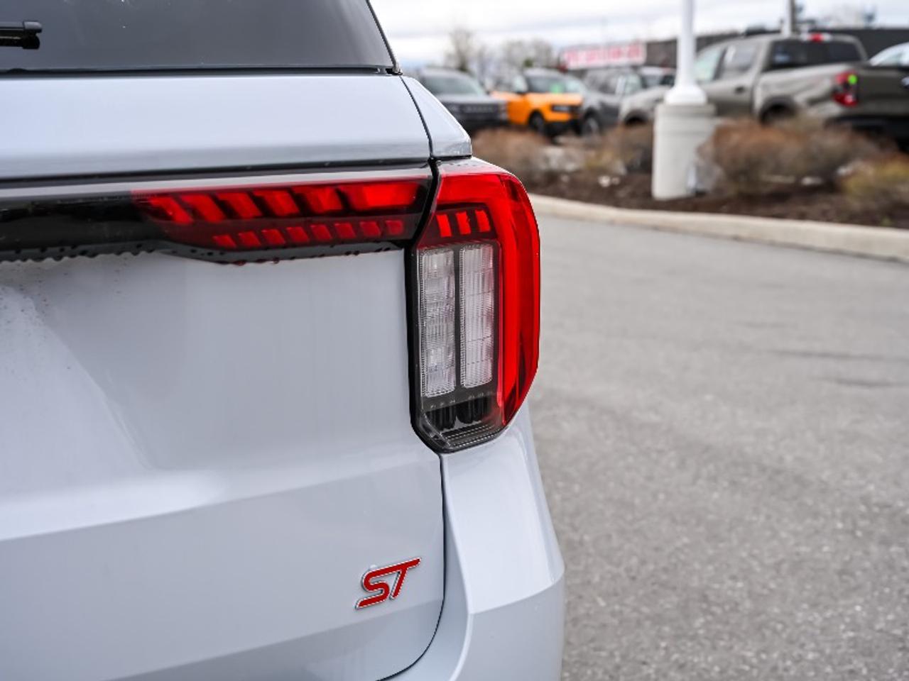 2026 Ford Explorer ST Photo