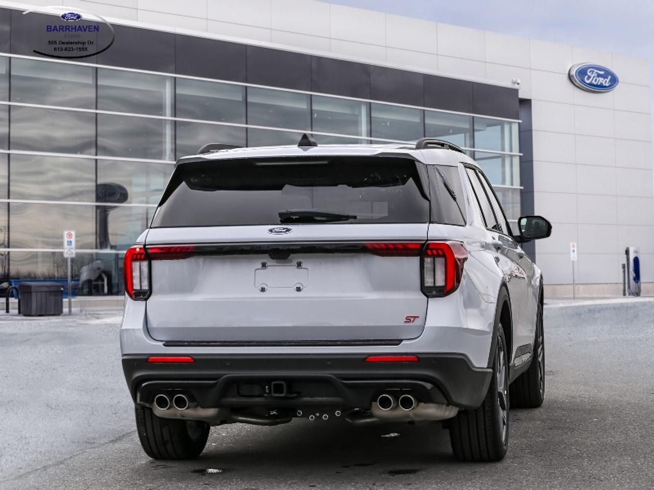 2026 Ford Explorer ST Photo2