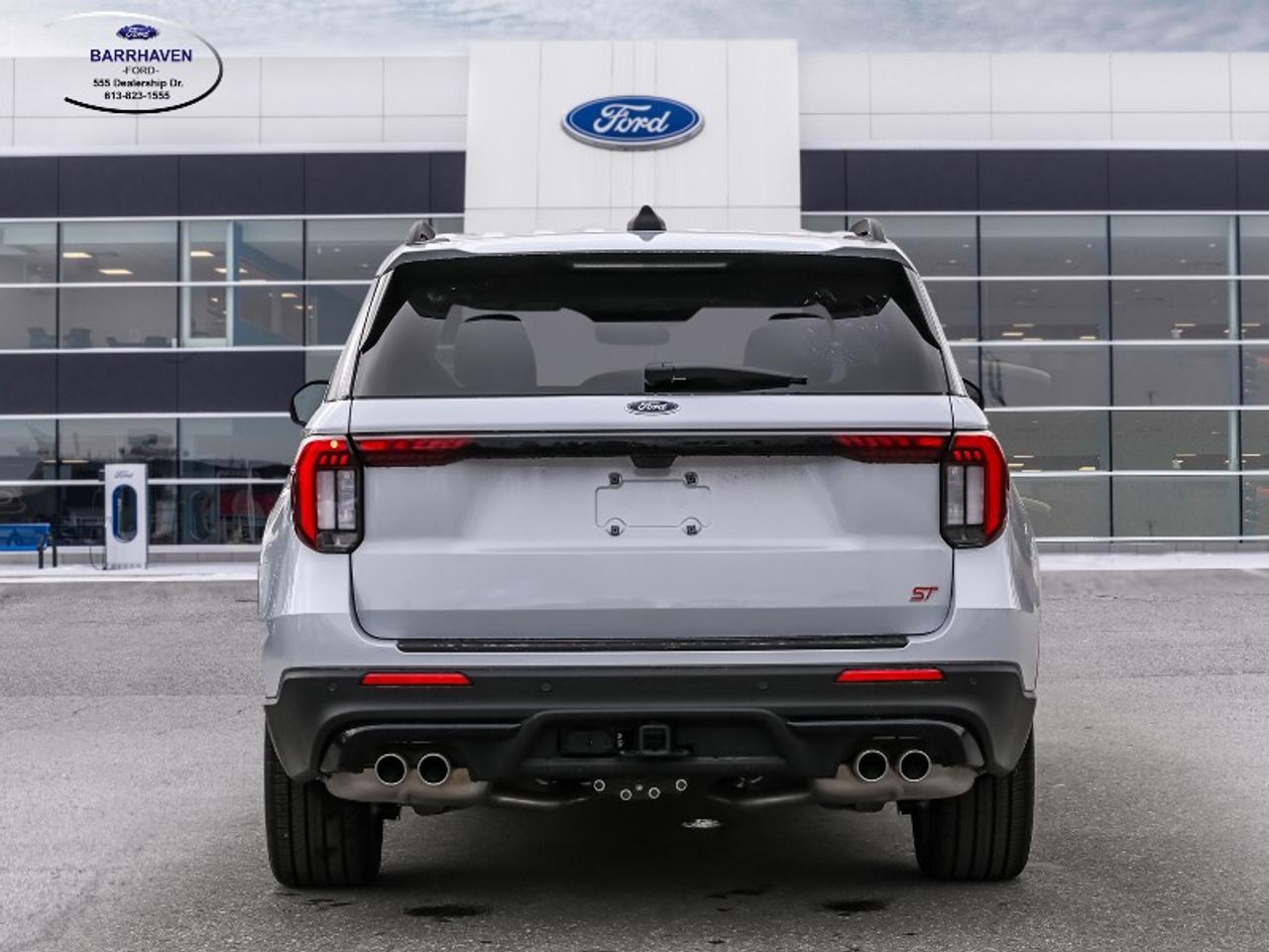 2026 Ford Explorer ST Photo3