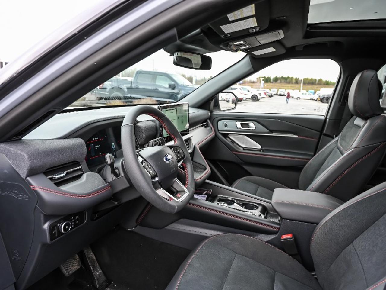2026 Ford Explorer ST Photo
