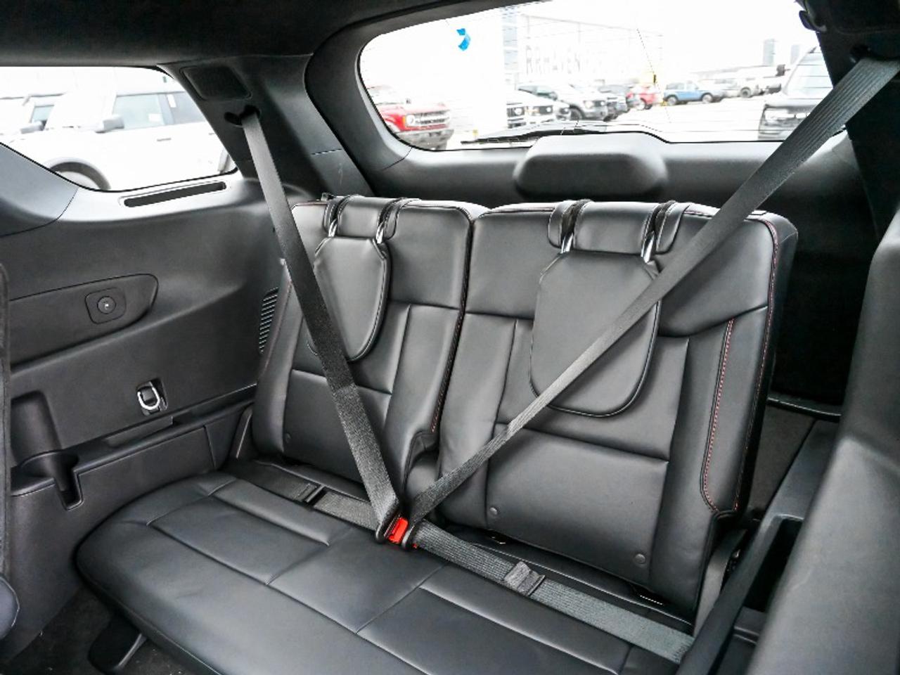 2026 Ford Explorer ST Photo