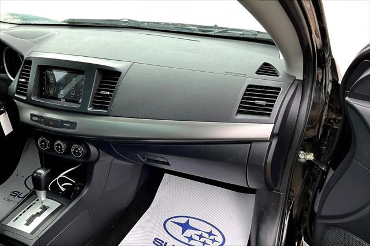 2015 Mitsubishi Lancer  Photo