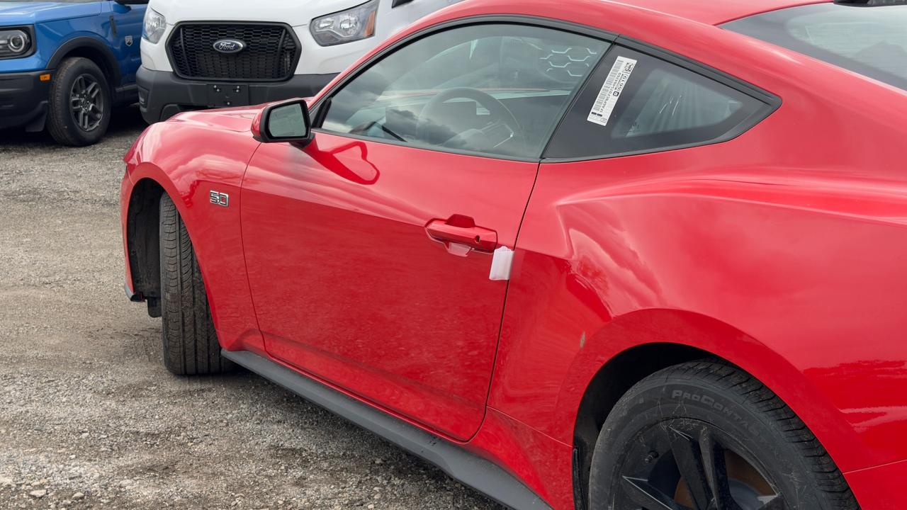 2026 Ford Mustang GT Fastback Photo