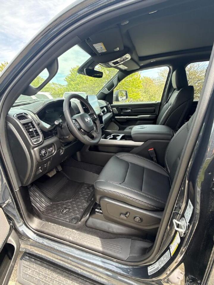 2026 RAM 1500 SPORT Photo