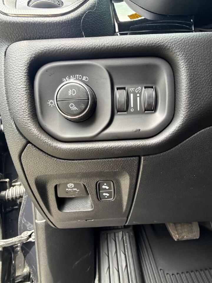 2026 RAM 1500 SPORT Photo