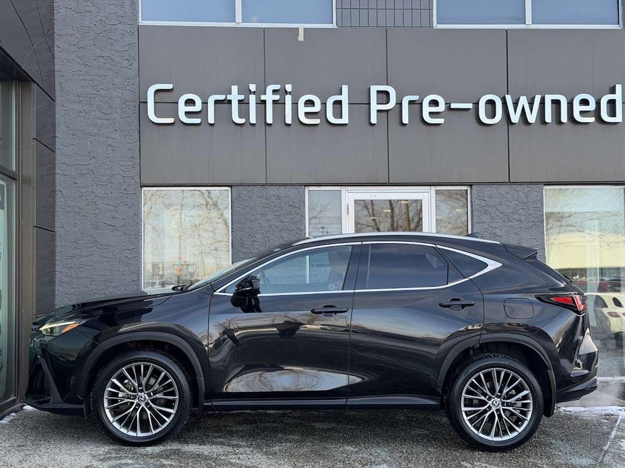 Used 2022 Lexus NX 350 LUXURY w/ HYBRID / PANORAMIC ROOF for sale in Calgary, AB