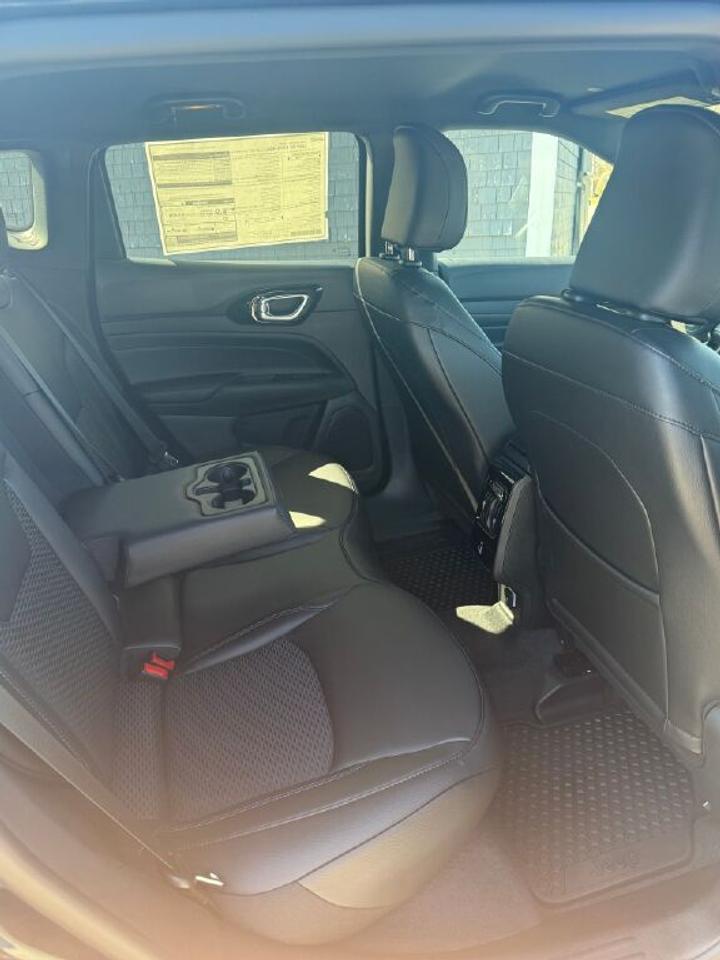2026 Jeep Compass NORTH Photo