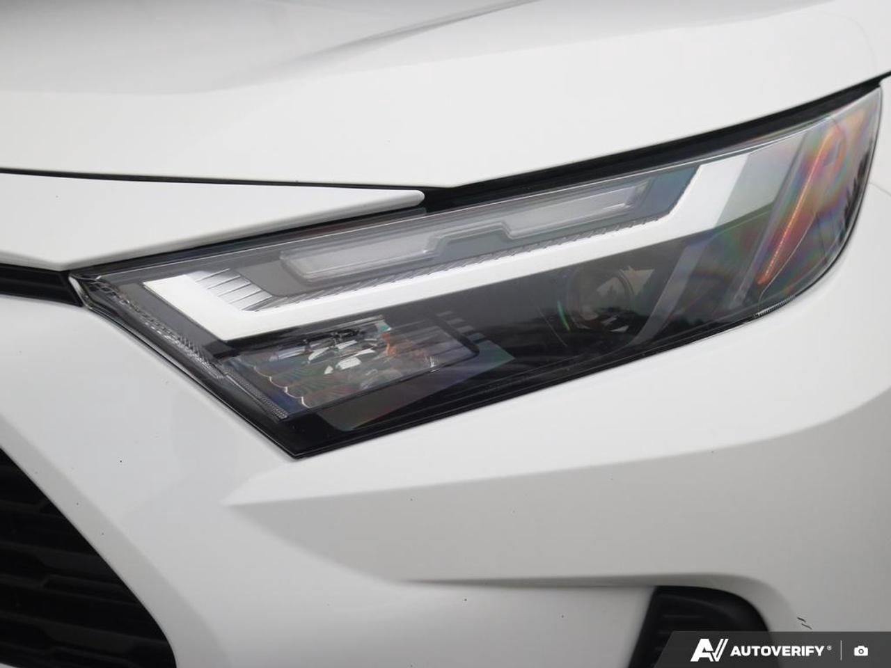 2022 Toyota RAV4 XLE Photo