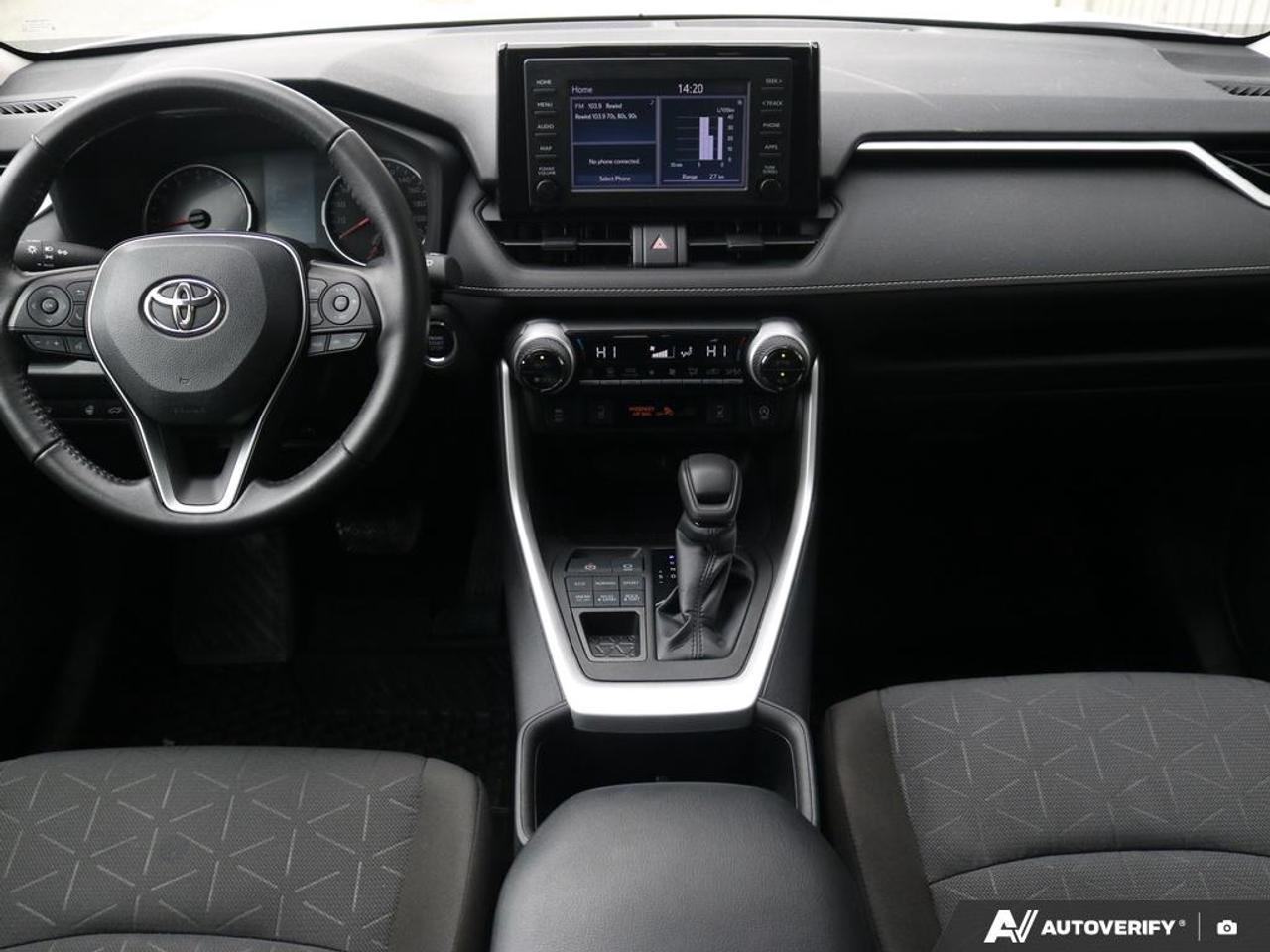 2022 Toyota RAV4 XLE Photo