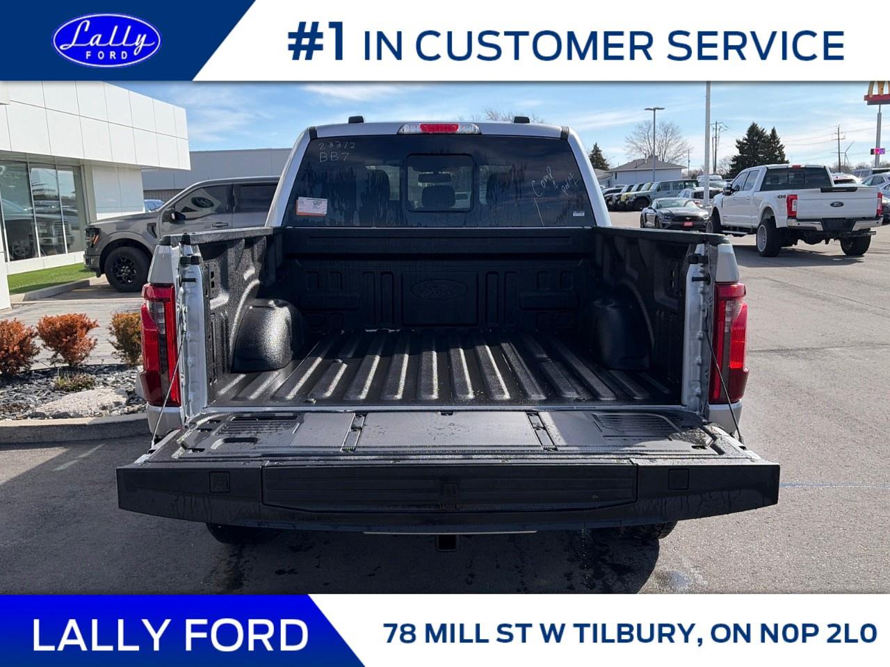 2026 Ford F-150 XLT 4WD SuperCrew 5.5' Box Photo4