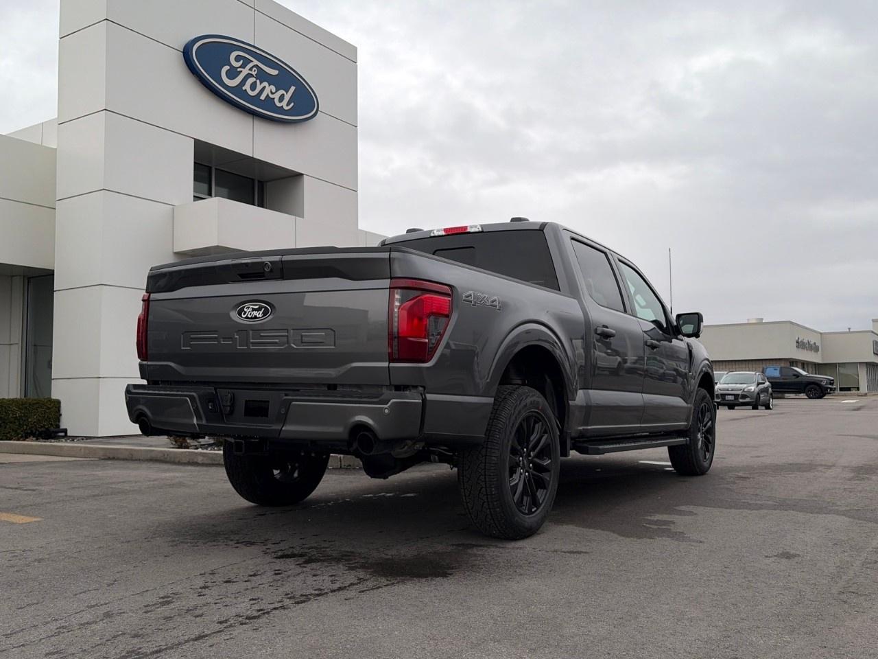 2026 Ford F-150 XLT 4WD SuperCrew 5.5' Box Photo2