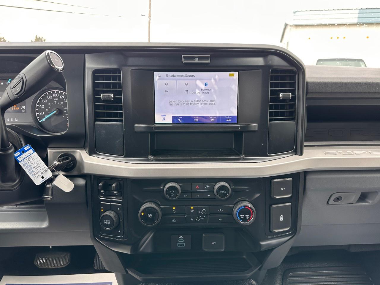 2026 Ford F-550 Super Duty DRW XL 4WD REG CAB 169" WB 84" CA Photo