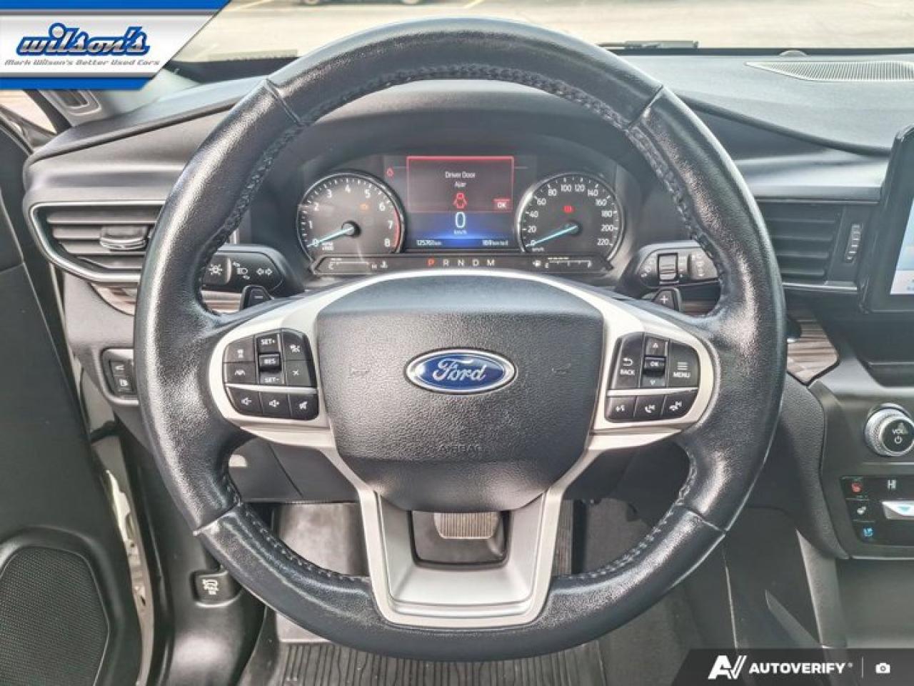 2020 Ford Explorer Limited 4WD | Leather | Heated + Cooled Seats | 360 Camera | Sunroof | Tow Pkg | and More ! Photo