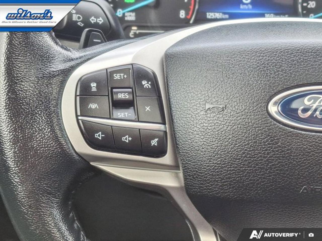 2020 Ford Explorer Limited 4WD | Leather | Heated + Cooled Seats | 360 Camera | Sunroof | Tow Pkg | and More ! Photo