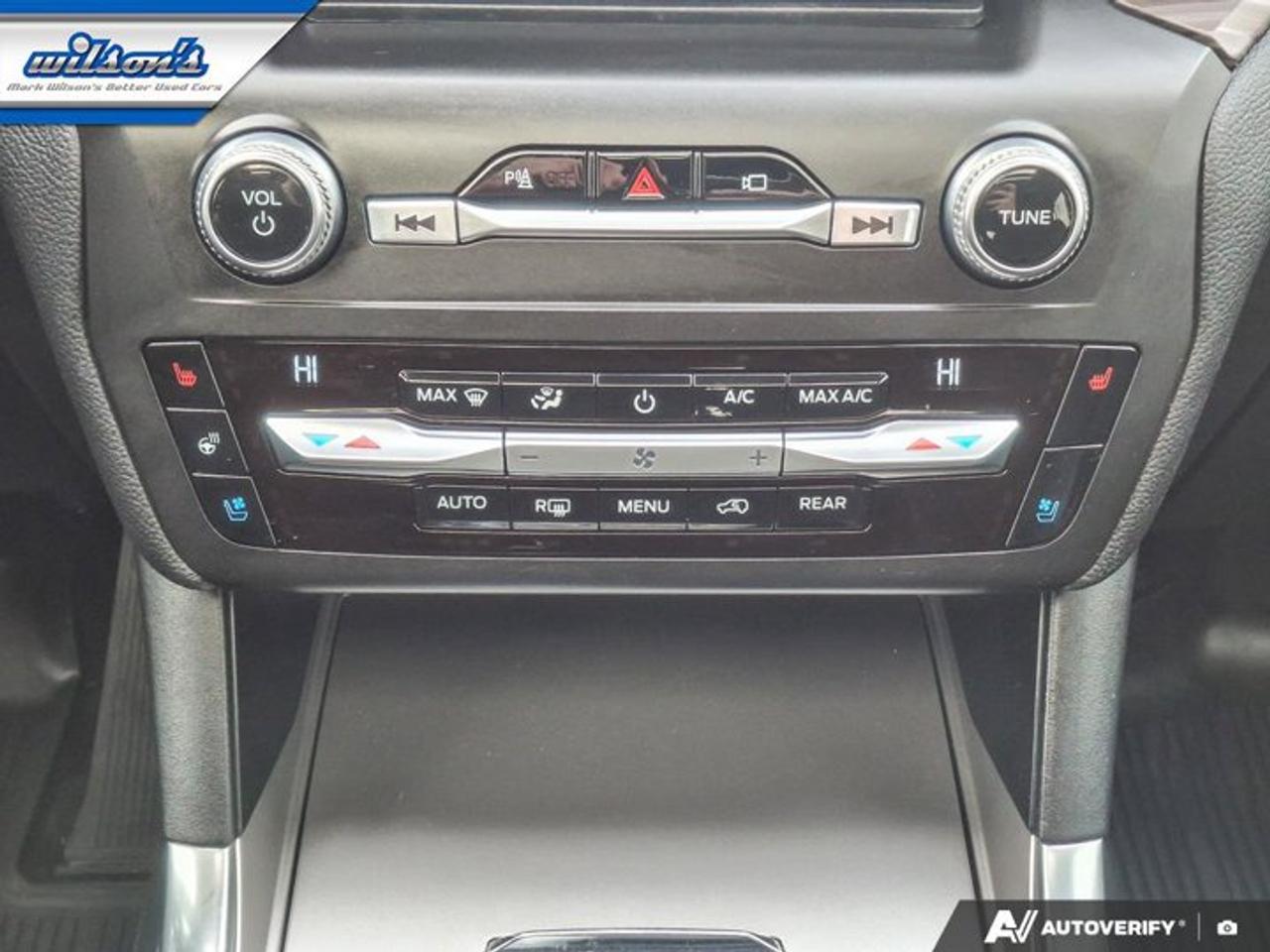 2020 Ford Explorer Limited 4WD | Leather | Heated + Cooled Seats | 360 Camera | Sunroof | Tow Pkg | and More ! Photo