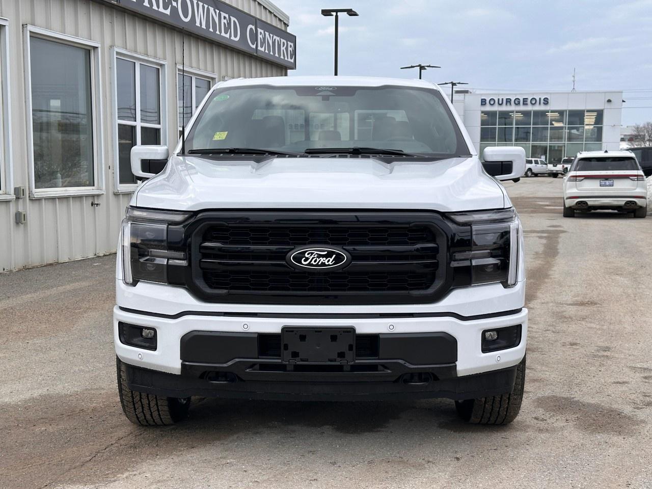 2026 Ford F-150 Lariat 4WD SuperCrew 5.5' Box Photo2