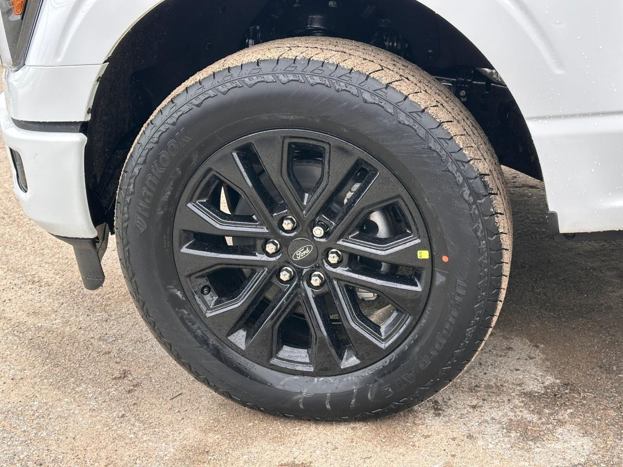 2026 Ford F-150 Lariat 4WD SuperCrew 5.5' Box Photo