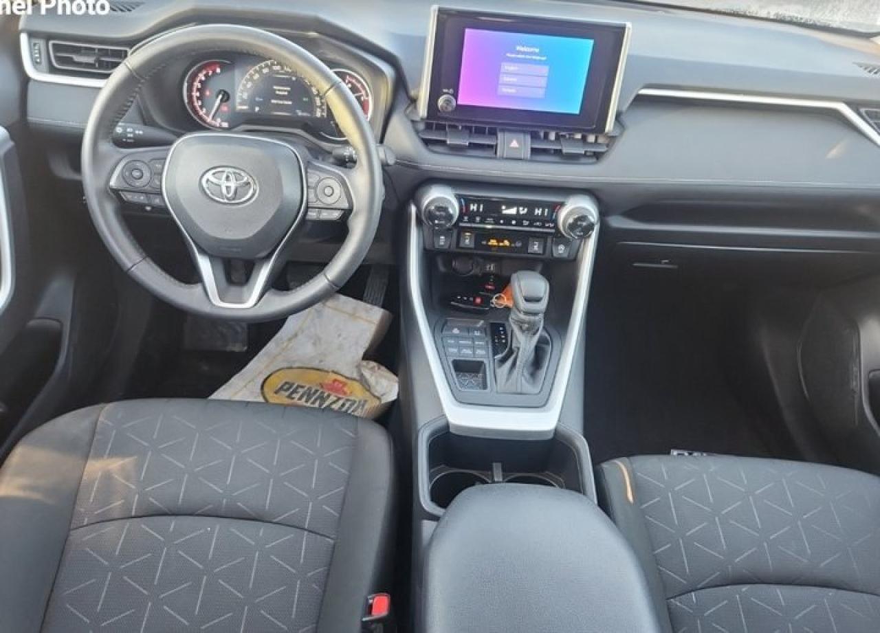 2023 Toyota RAV4 XLE AWD | Sunroof | Radar Cruise | Heated Wheel + Seats | CarPlay + Android | Rear Camera and More ! Photo