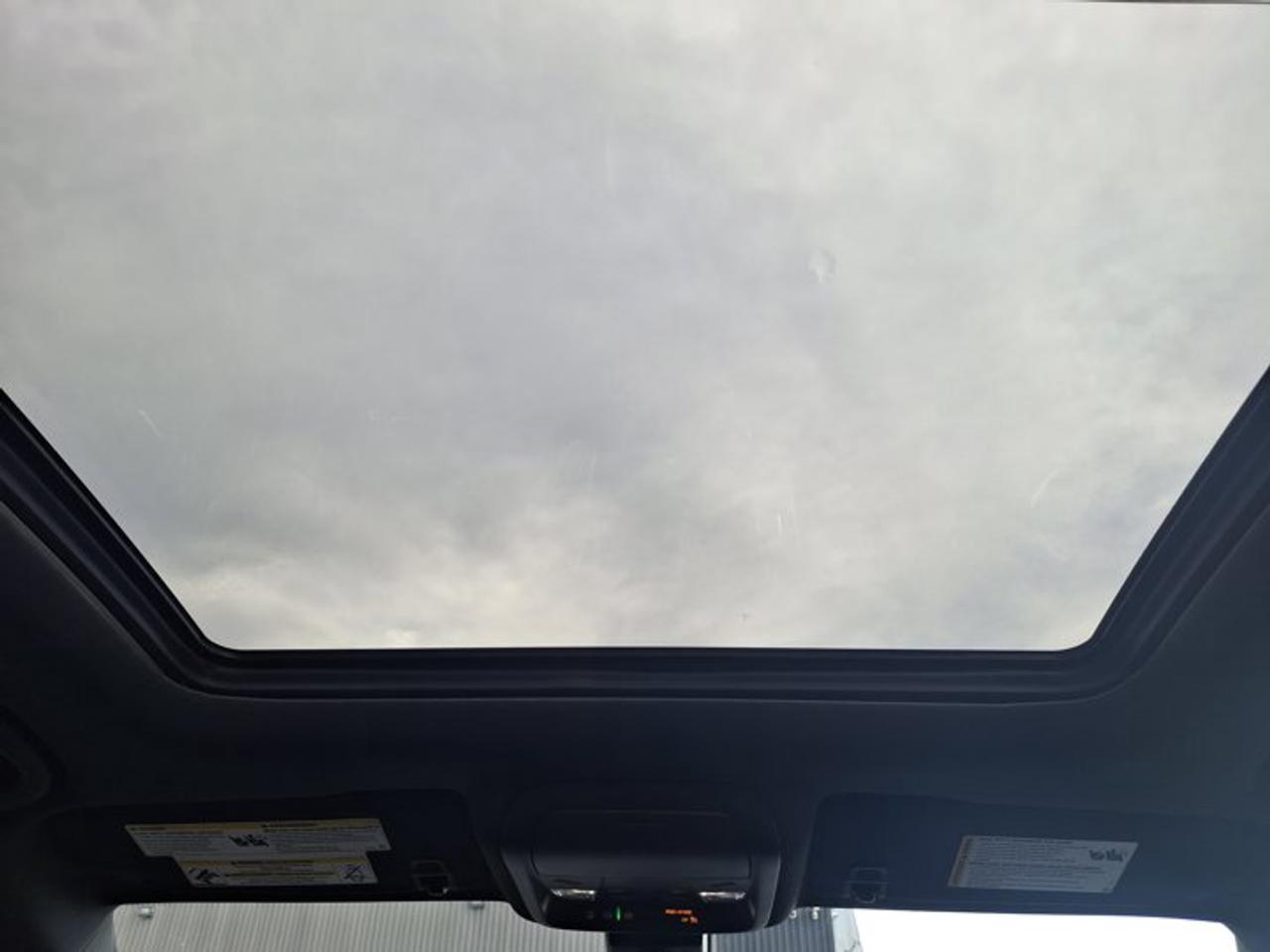 2024 Chevrolet Equinox RS AWD | Leather | Sunroof | Adaptive Cruise | Nav | 360 Camera | Heated Wheel + Seats | Bose & More Photo