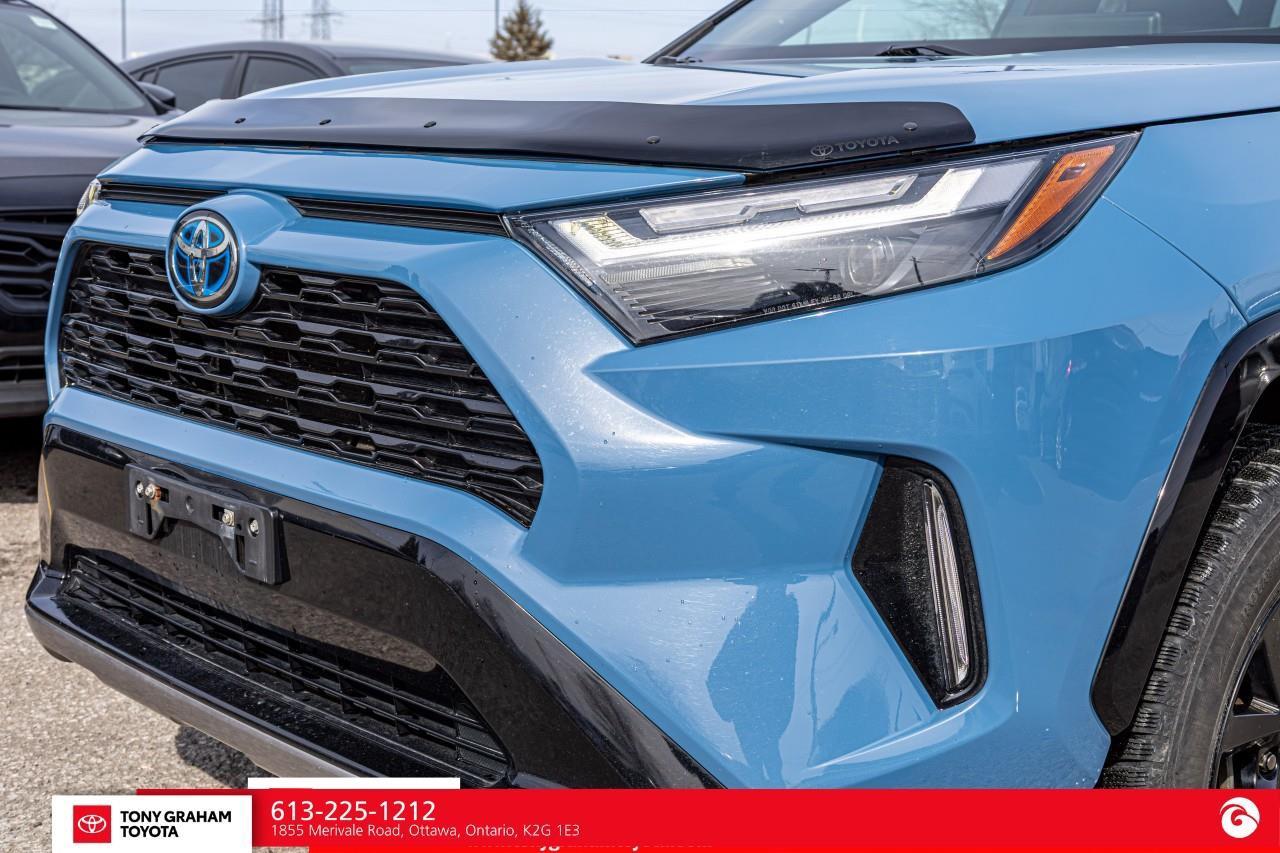 2023 Toyota RAV4 Hybrid XSE Photo