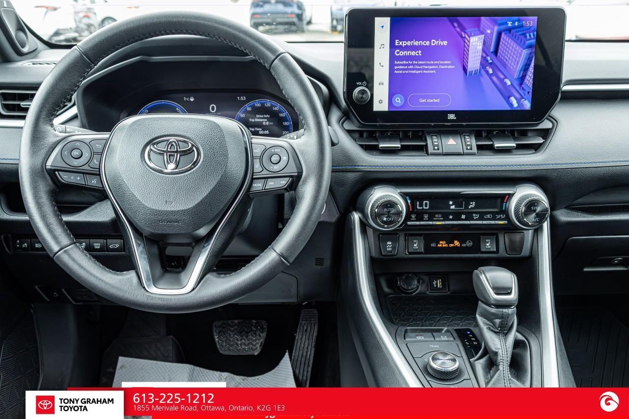 2023 Toyota RAV4 Hybrid XSE Photo