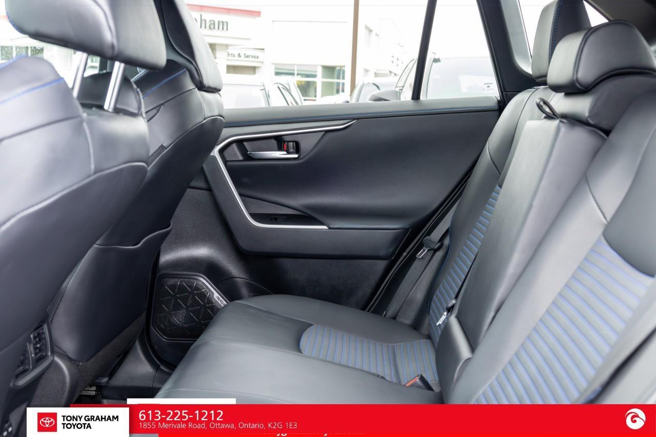 2023 Toyota RAV4 Hybrid XSE Photo