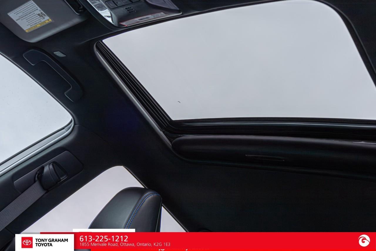 2023 Toyota RAV4 Hybrid XSE Photo