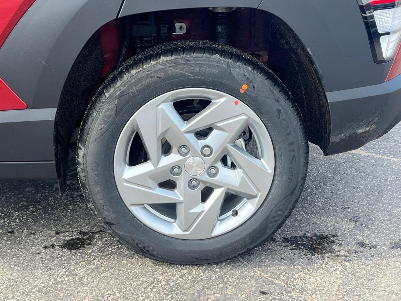 2026 Hyundai KONA 2.0L Essential AWD Photo