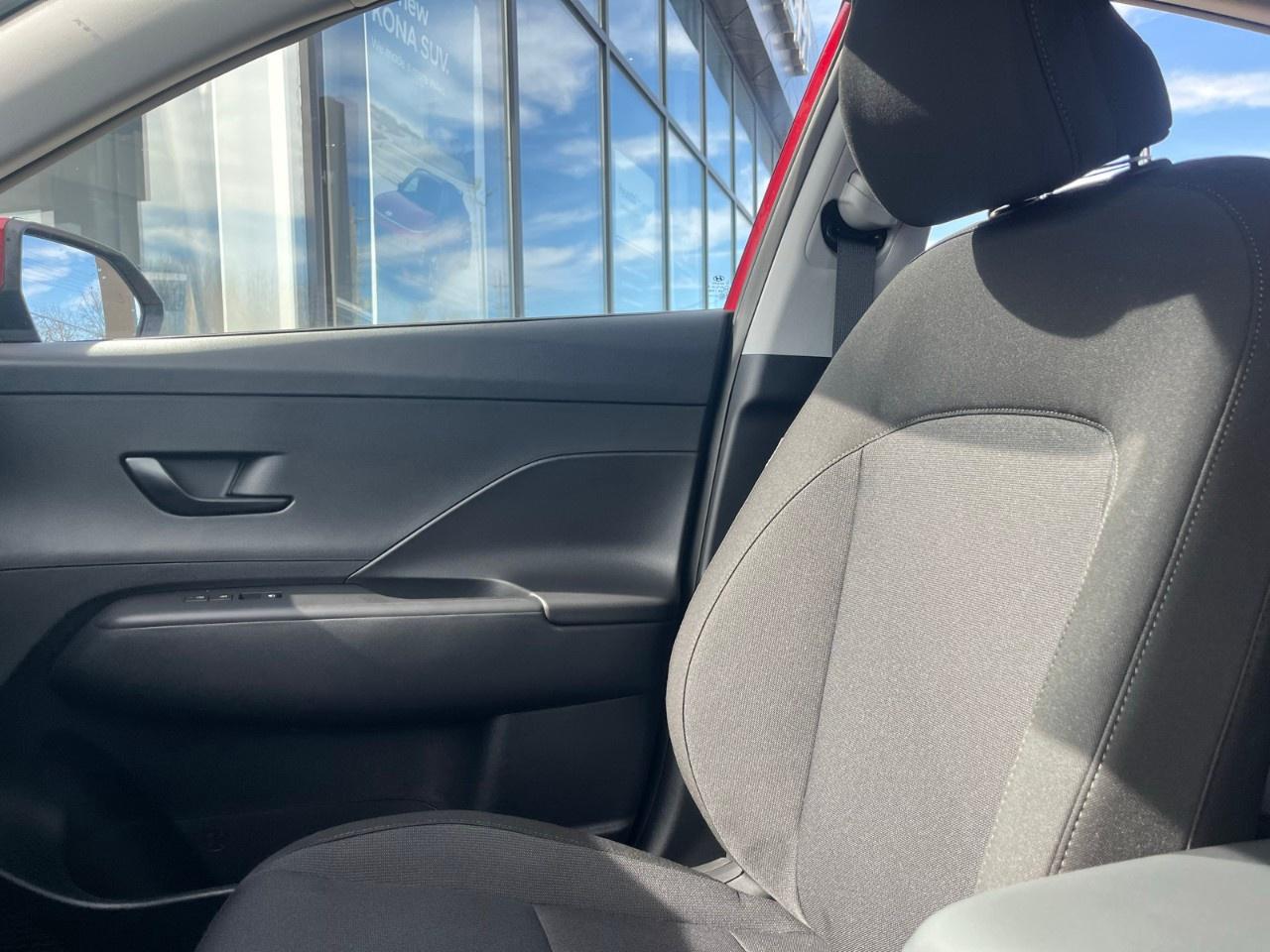 2026 Hyundai KONA 2.0L Essential AWD Photo