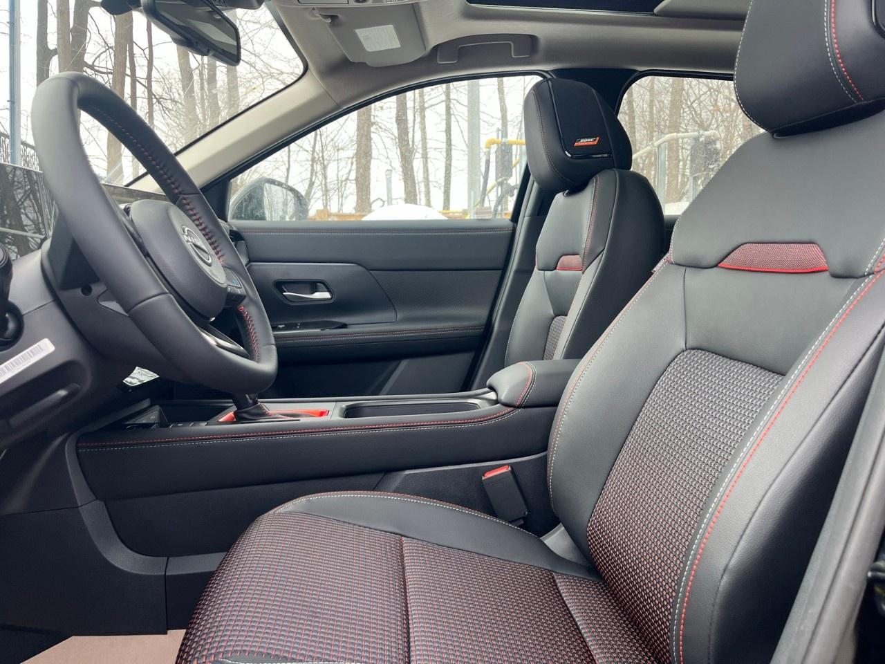 2026 Nissan Kicks SR AWD Photo