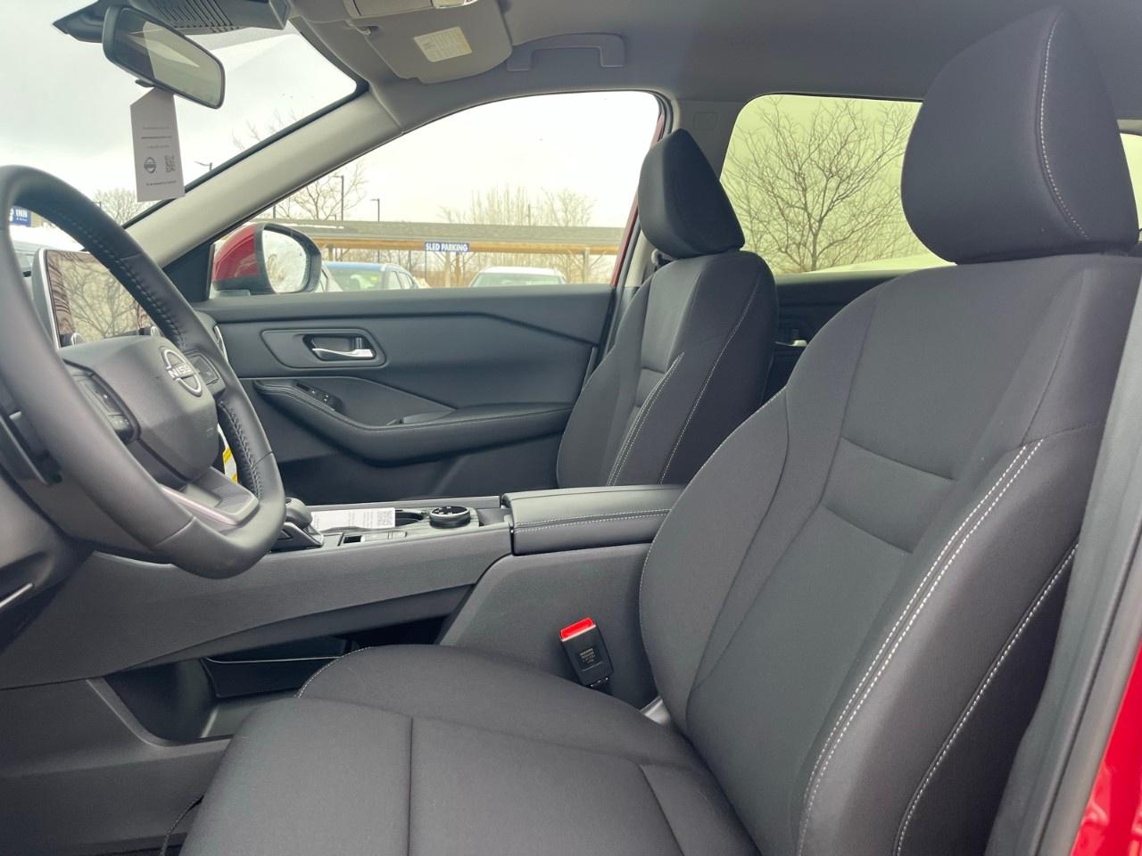 2026 Nissan Rogue AWD S Photo