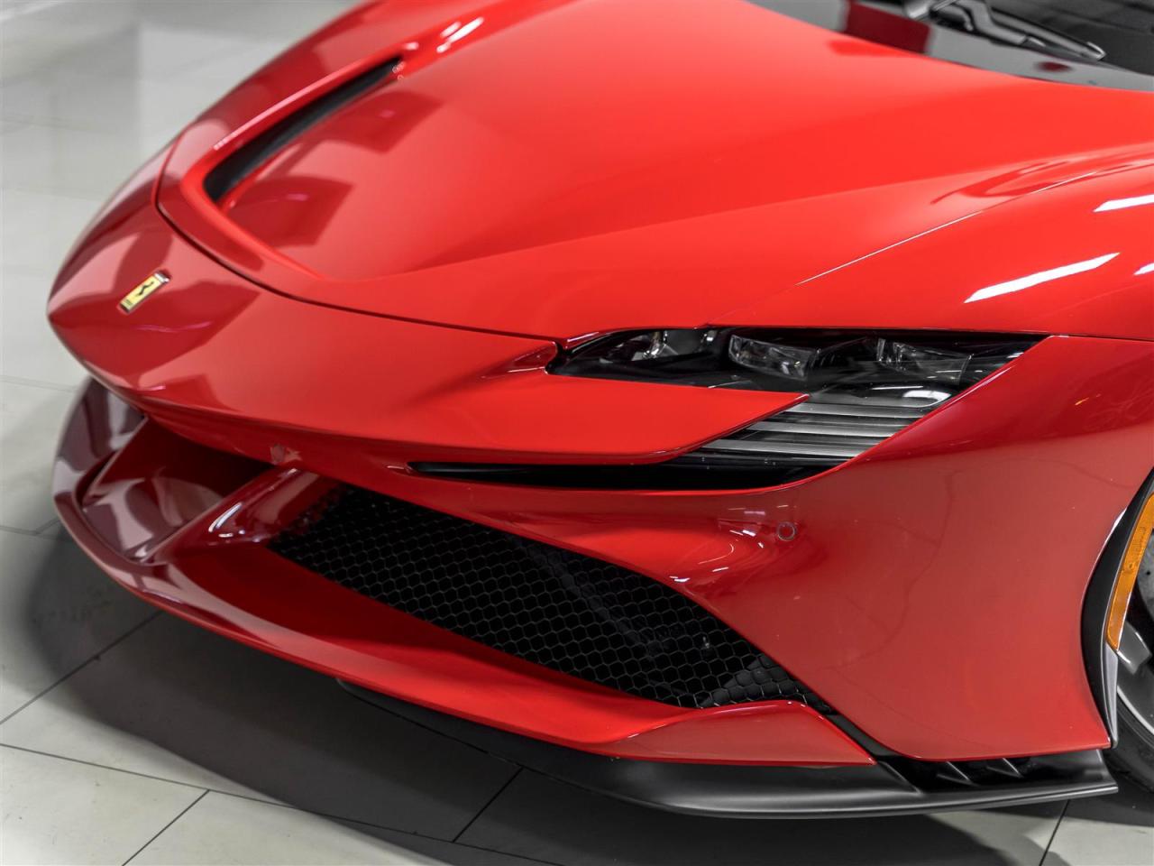 2022 Ferrari FF CARBON FIBER|DIAMOND POLISHED WHEELS|JBL SOUND|LOADED Photo