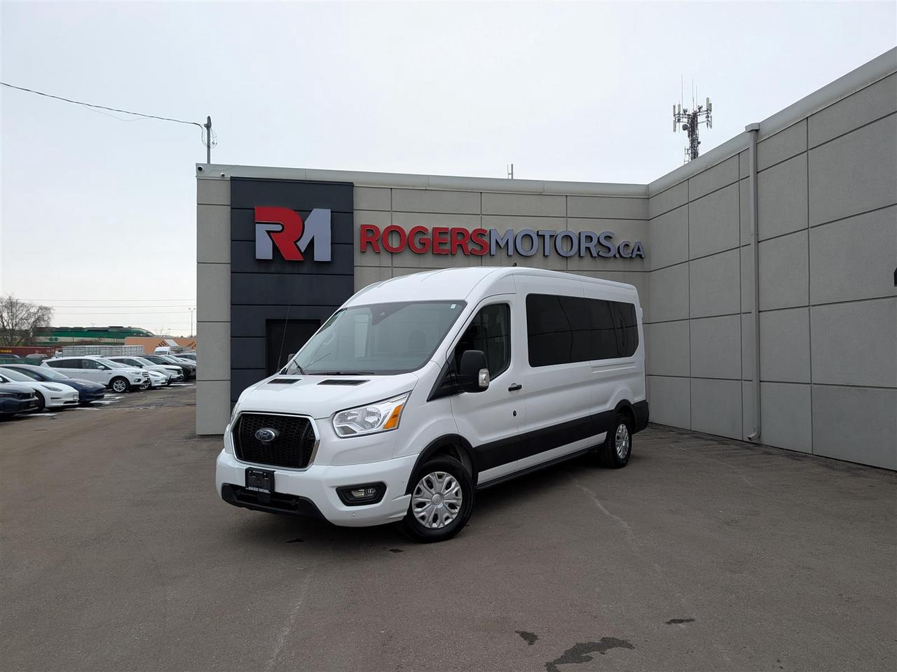 Used 2022 Ford Transit T-350 XLT w/Sliding Pass. - 15 PASS for sale in Oakville, ON