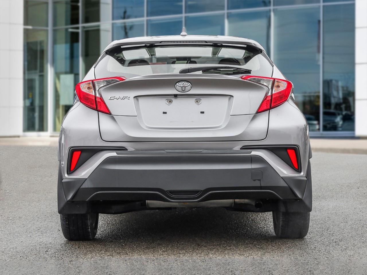 2020 Toyota C-HR LE Photo