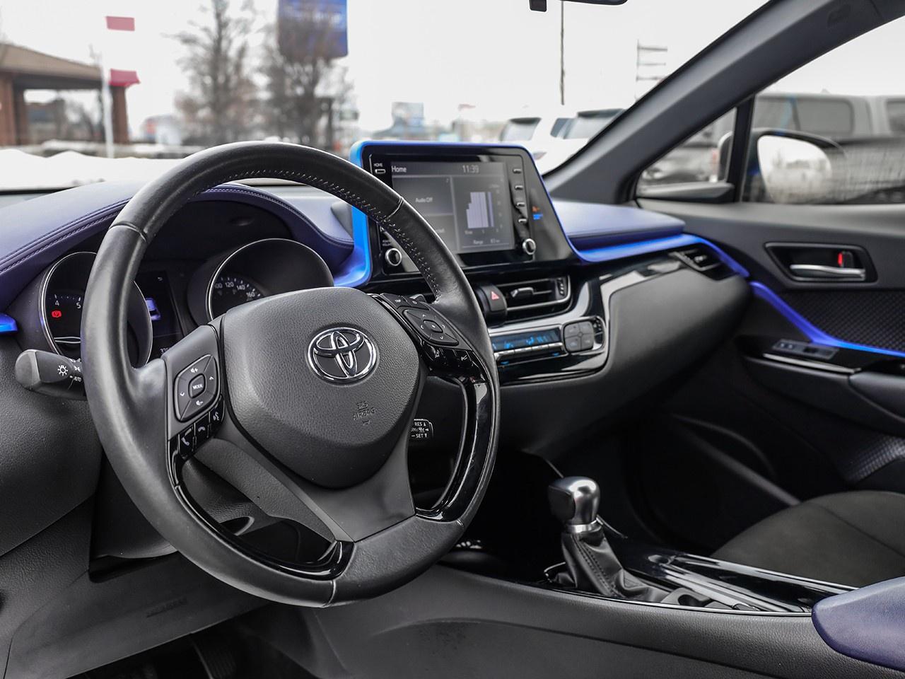 2020 Toyota C-HR LE Photo