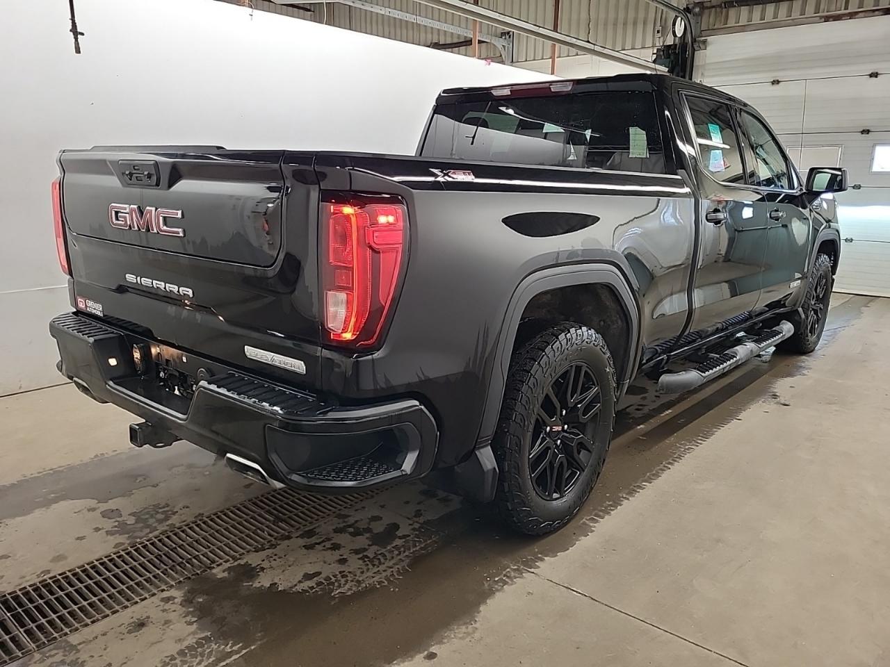 2024 GMC Sierra 1500 ELEVATION | 5.3L | PREF PKG | X31 | RUNNING BOARDS Photo