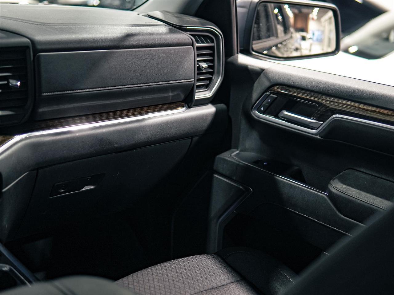 2024 GMC Sierra 1500 SOLD BY BILL Photo