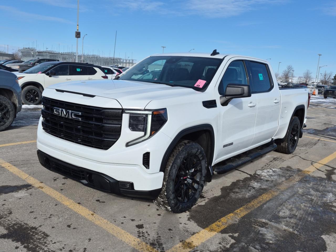 2024 GMC Sierra 1500 ELEVATION CREW CAB | 4X4 | NO ACCIDENTS | ONE OWNER Photo