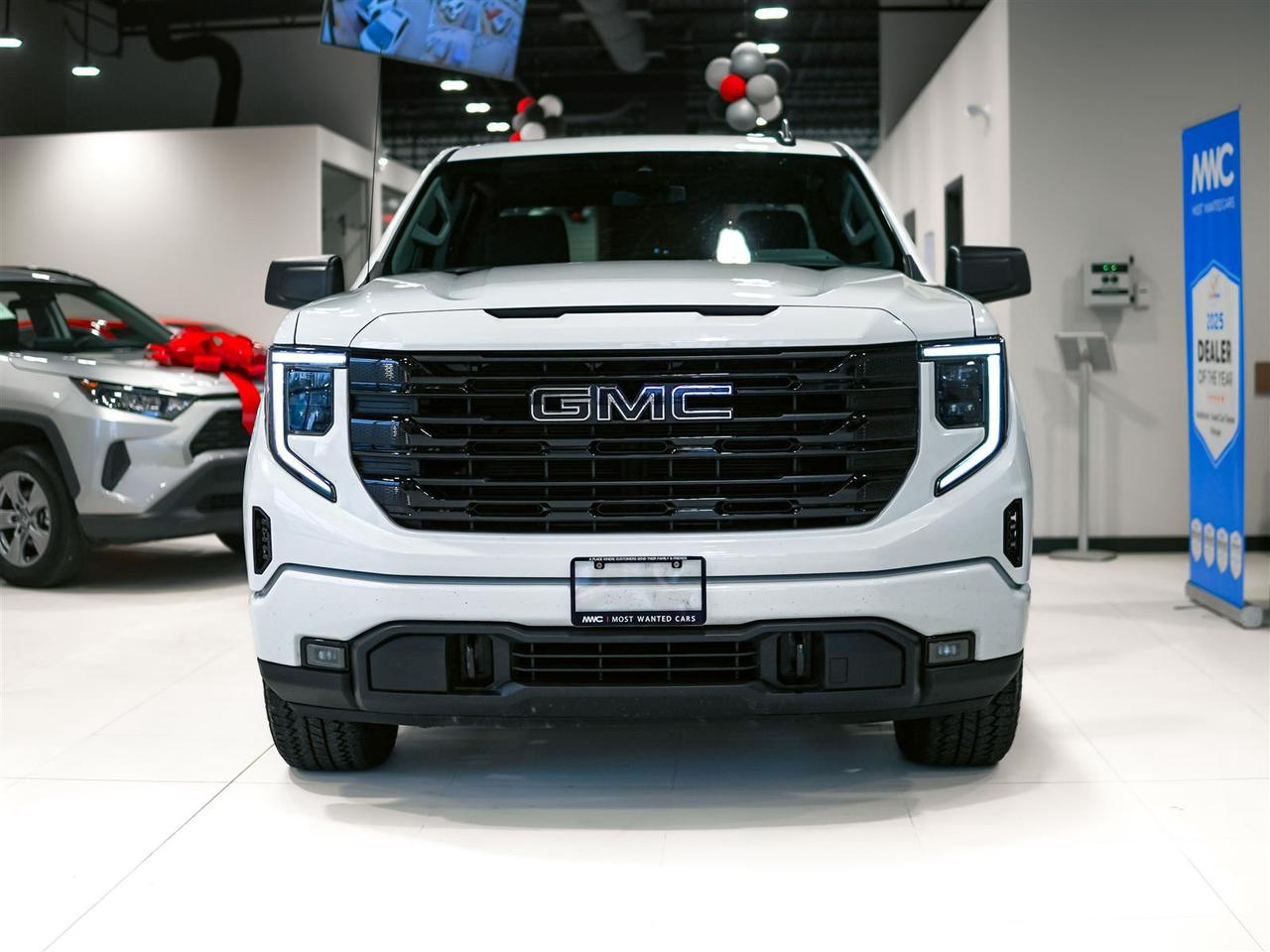 2024 GMC Sierra 1500 ELEVATION CREW CAB | 4X4 | NO ACCIDENTS | ONE OWNER Photo