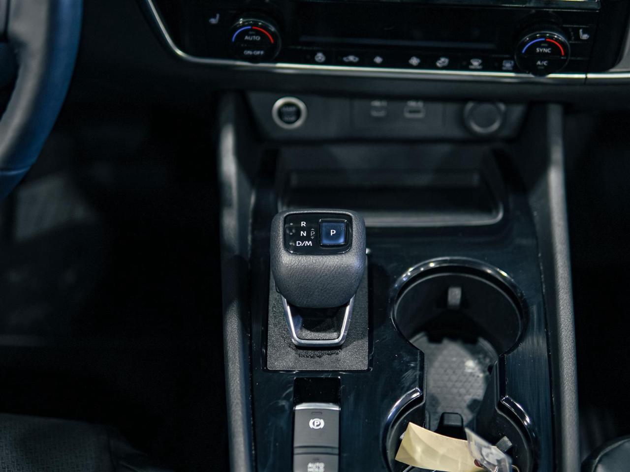 2021 Nissan Rogue SV AWD | PREMIUM | LEATHER | NO ACCIDENTS Photo