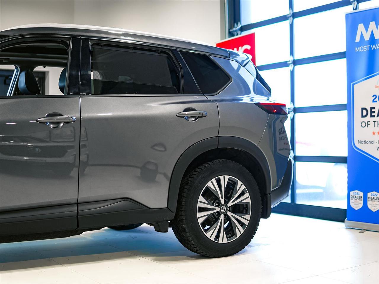 2021 Nissan Rogue SV PREMIUM | AWD | LEATHER | PANORAMIC SUNROOF Photo