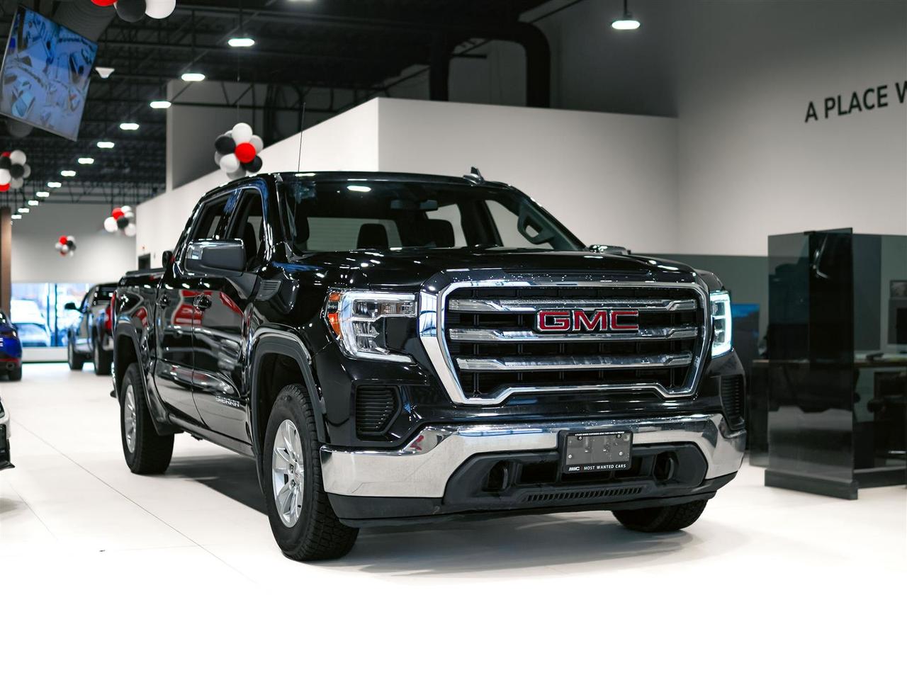 2021 GMC Sierra 1500 SLE CREW CAB 4WD | NO ACCIDENTS | BED LINER | TONNEAU COVER Photo