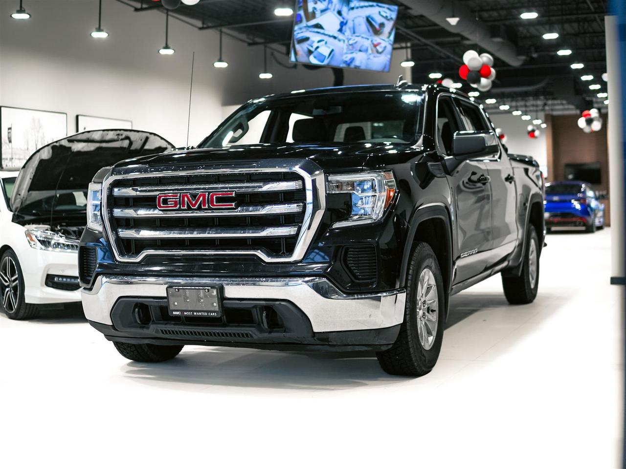 2021 GMC Sierra 1500 SLE CREW CAB 4WD | NO ACCIDENTS | BED LINER | TONNEAU COVER Photo