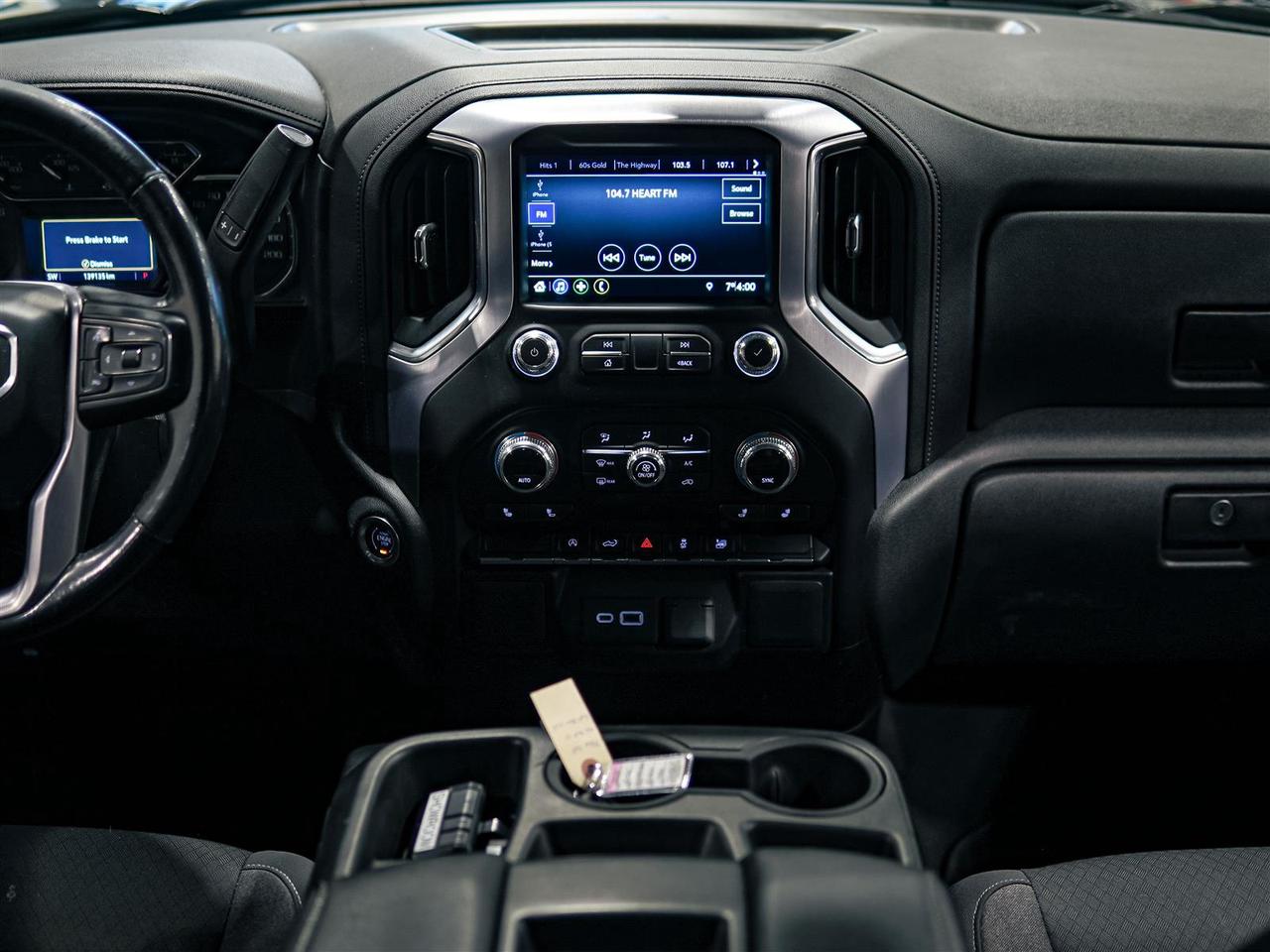 2021 GMC Sierra 1500 SLE CREW CAB 4WD | NO ACCIDENTS | BED LINER | TONNEAU COVER Photo