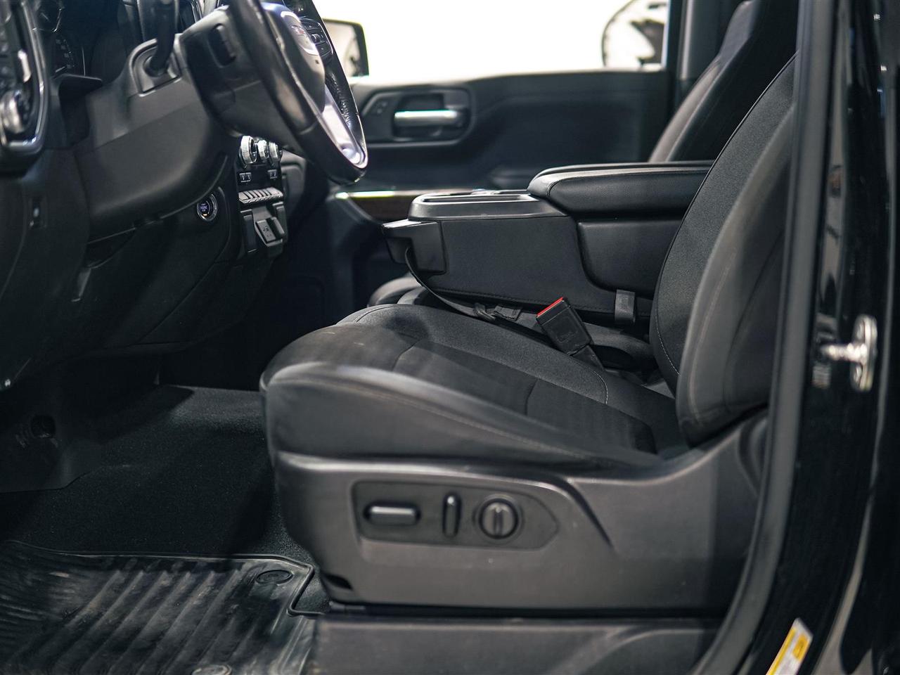 2021 GMC Sierra 1500 SLE CREW CAB 4WD | NO ACCIDENTS | BED LINER | TONNEAU COVER Photo