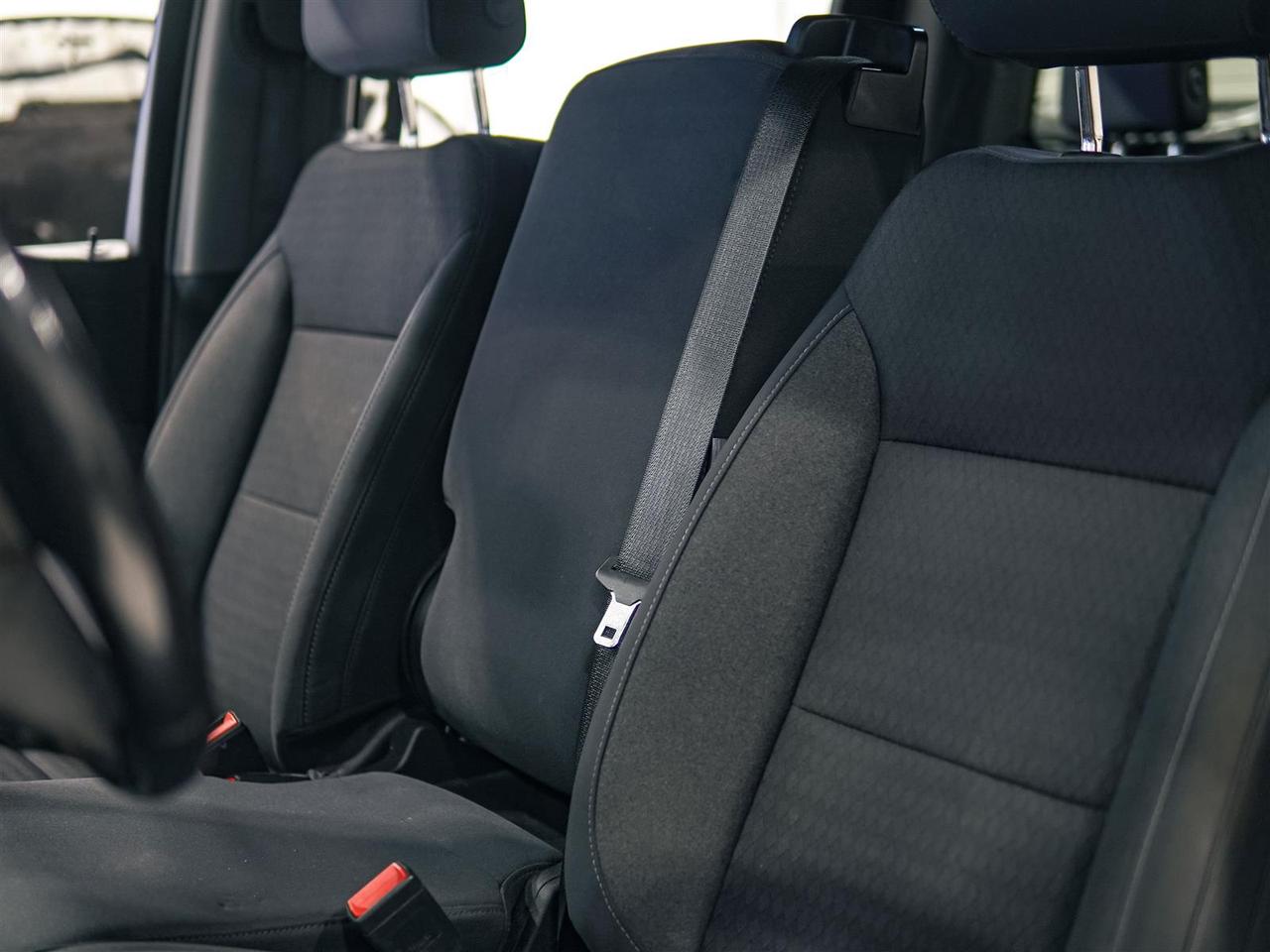 2021 GMC Sierra 1500 SLE CREW CAB 4WD | NO ACCIDENTS | BED LINER | TONNEAU COVER Photo