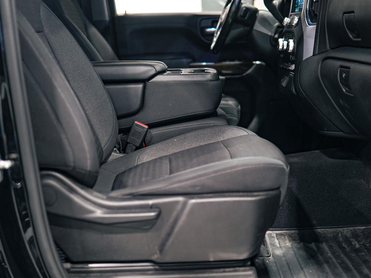 2021 GMC Sierra 1500 SLE CREW CAB 4WD | NO ACCIDENTS | BED LINER | TONNEAU COVER Photo