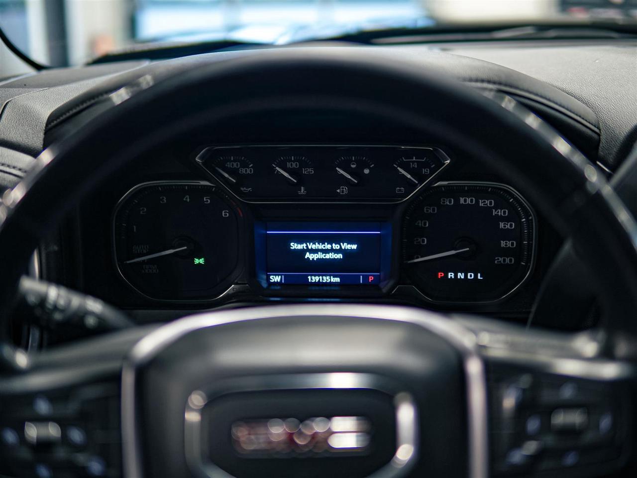 2021 GMC Sierra 1500 SLE CREW CAB 4WD | NO ACCIDENTS | BED LINER | TONNEAU COVER Photo